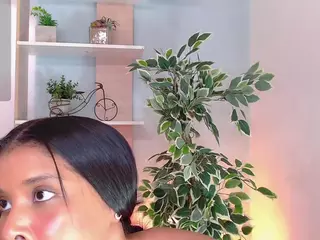 Mahia Jimenez's Live Sex Cam Show