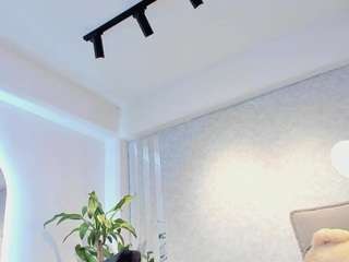 nahomi-jonnes webcam