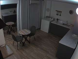 voyeurcam-jb-kitchen-1