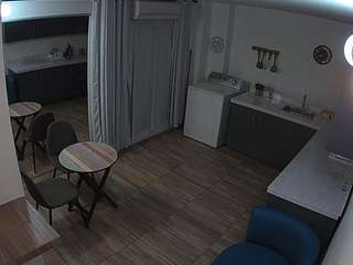 voyeurcam-jb-kitchen-1