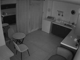 voyeurcam-jb-kitchen-1 Charbute Cam camsoda