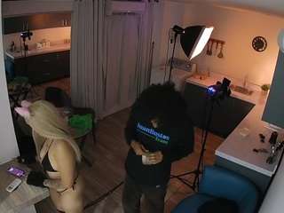 voyeurcam-jb-kitchen-1 Cam Caht camsoda