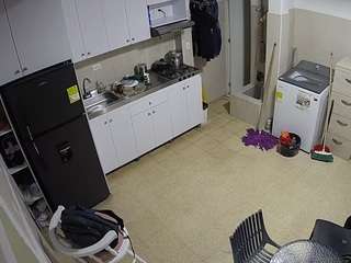 voyeurcam-jb-kitchen-1