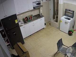 voyeurcam-jb-kitchen-1