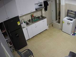 voyeurcam-jb-kitchen-1