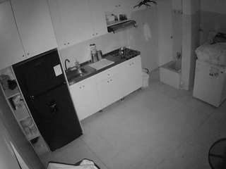 voyeurcam-jb-kitchen... webcam