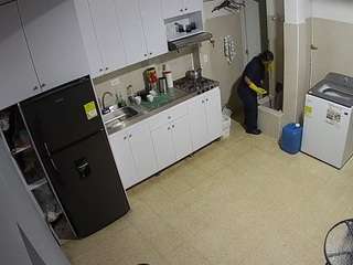 voyeurcam-jb-kitchen-1