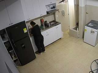 voyeurcam-jb-kitchen-1 camsoda