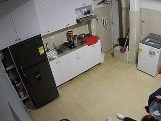 voyeurcam-jb-kitchen-1 camsoda