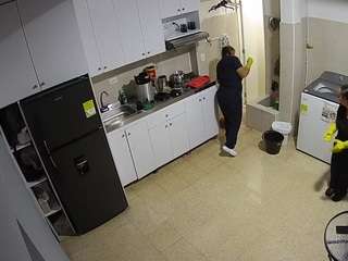 voyeurcam-jb-kitchen-1 camsoda