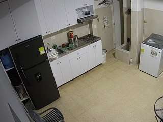 voyeurcam-jb-kitchen-1 camsoda