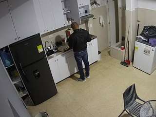 voyeurcam-jb-kitchen-1