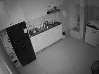 voyeurcam-jb-kitchen-1 camsoda