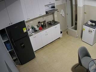voyeurcam-jb-kitchen-1