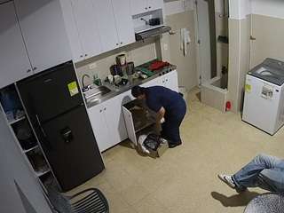 voyeurcam-jb-kitchen-1