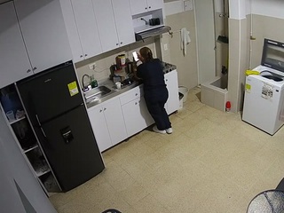 voyeurcam-jb-kitchen-1