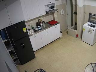 voyeurcam-jb-kitchen-1