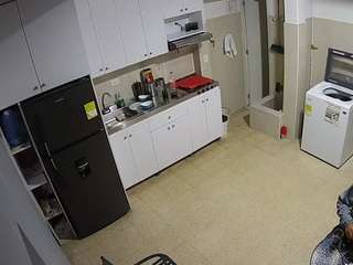 voyeurcam-jb-kitchen-1