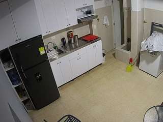 voyeurcam-jb-kitchen-1