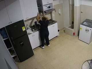 voyeurcam-jb-kitchen-1