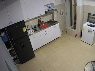 voyeurcam-jb-kitchen-1