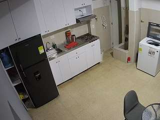 voyeurcam-jb-kitchen-1
