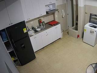 voyeurcam-jb-kitchen-1