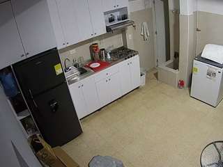 voyeurcam-jb-kitchen-1