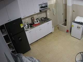 voyeurcam-jb-kitchen-1