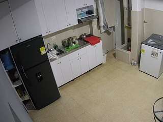 voyeurcam-jb-kitchen-1