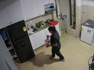 voyeurcam-jb-kitchen-1