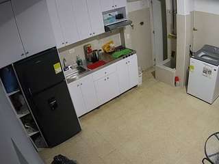 voyeurcam-jb-kitchen-1