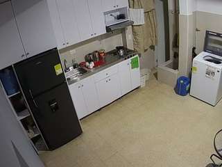 voyeurcam-jb-kitchen-1