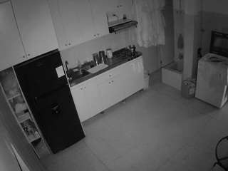 voyeurcam-jb-kitchen-1