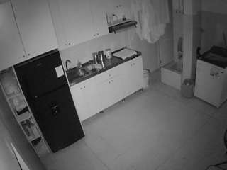 voyeurcam-jb-kitchen-1