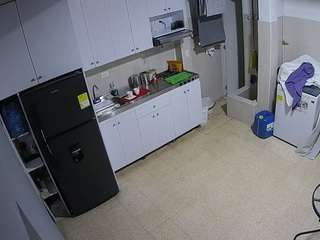 JBTV Kitchen VoyeurCam live webcam on Soda Cams