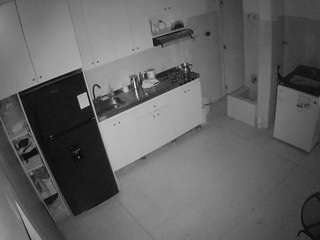 voyeurcam-jb-kitchen-1