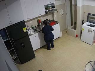 voyeurcam-jb-kitchen-1 webcam