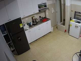 voyeurcam-jb-kitchen-1