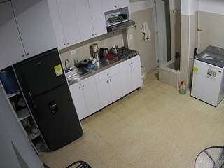 voyeurcam-jb-kitchen-1 webcam model