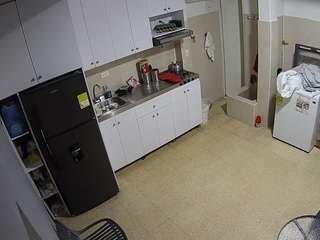 voyeurcam-jb-kitchen-1