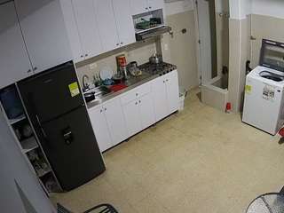 voyeurcam-jb-kitchen-1