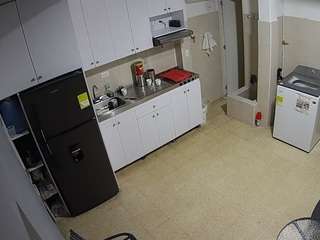 voyeurcam-jb-kitchen-1