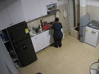voyeurcam-jb-kitchen-1