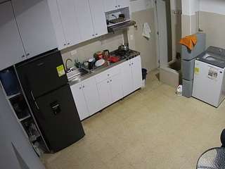 voyeurcam-jb-kitchen-1