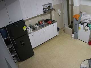 voyeurcam-jb-kitchen-1