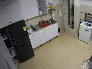 voyeurcam-jb-kitchen-1