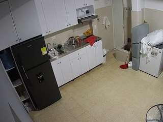 voyeurcam-jb-kitchen-1