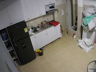 voyeurcam-jb-kitchen-1