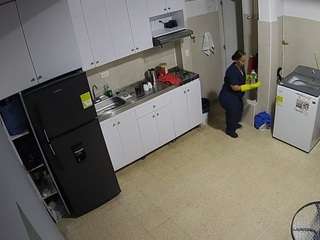 voyeurcam-jb-kitchen-1 live cam profile